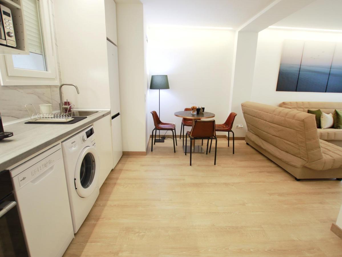 Nuevo Hola Madrid Apartment ภายนอก รูปภาพ