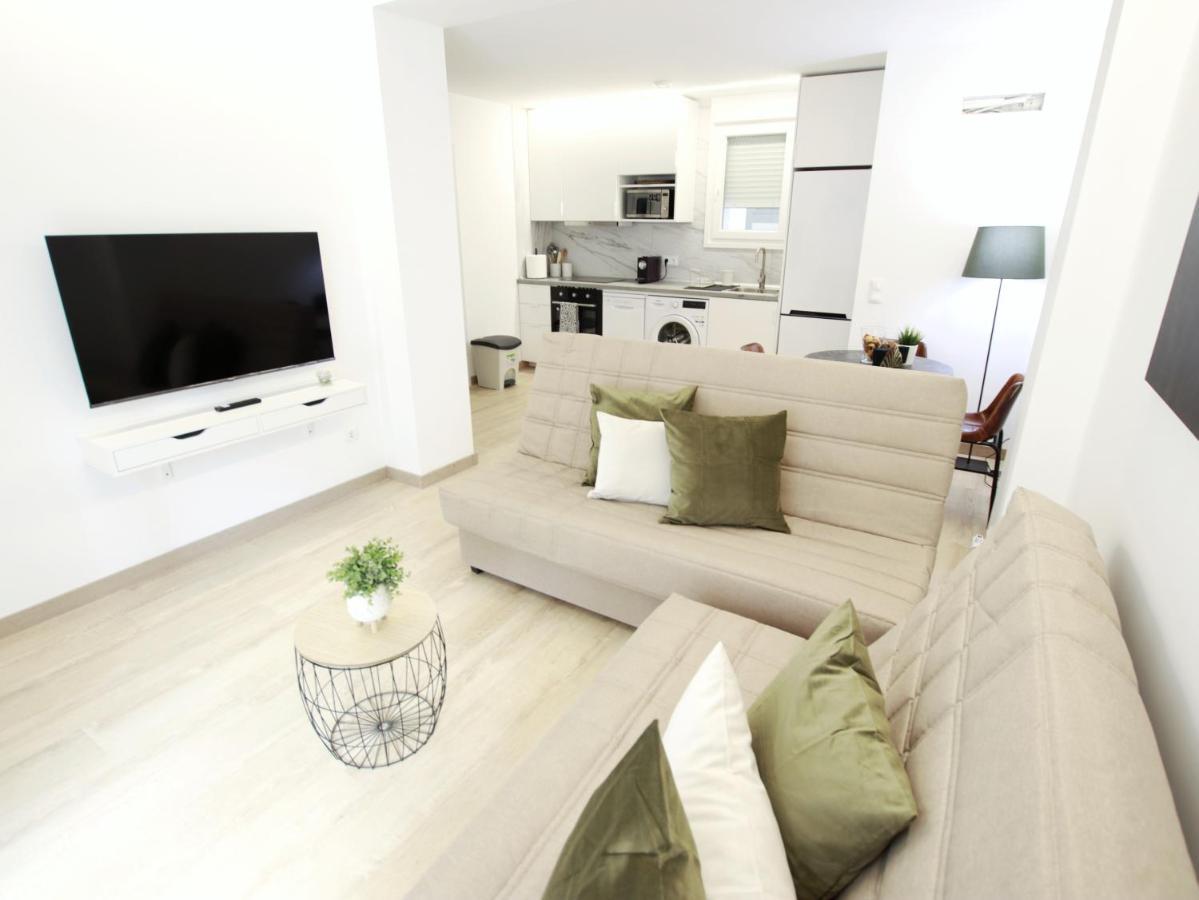 Nuevo Hola Madrid Apartment ภายนอก รูปภาพ