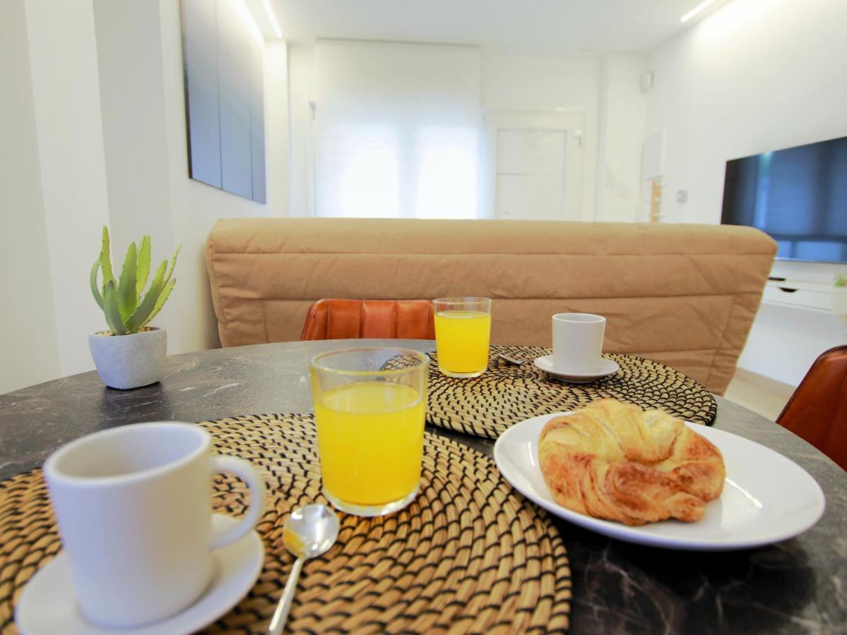 Nuevo Hola Madrid Apartment ภายนอก รูปภาพ